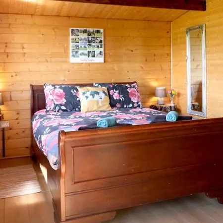Country Bumpkin - Romantic Couples Stay In Oakhill Cabin Exterior photo