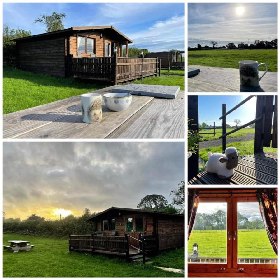 Country Bumpkin - Romantic Couples In * Oakhill